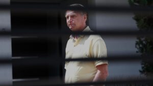 59% rejeitam restrição de Moraes contra Bolsonaro
