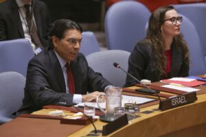 Israel exige que ONU reconheça terrorismo do Hamas
