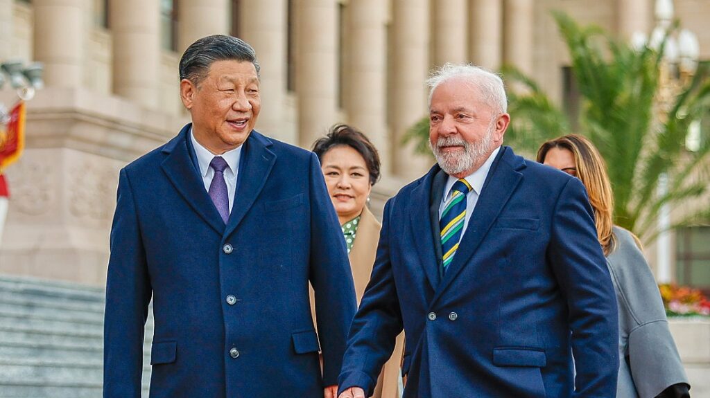 Lula busca Xi após novo tarifaço americano