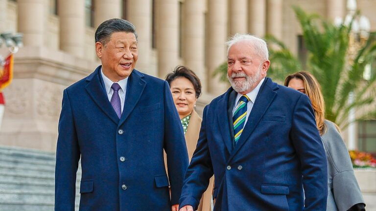Lula busca Xi após novo tarifaço americano