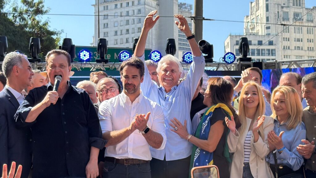 Caiado lança candidatura e promete enfrentar legado petista