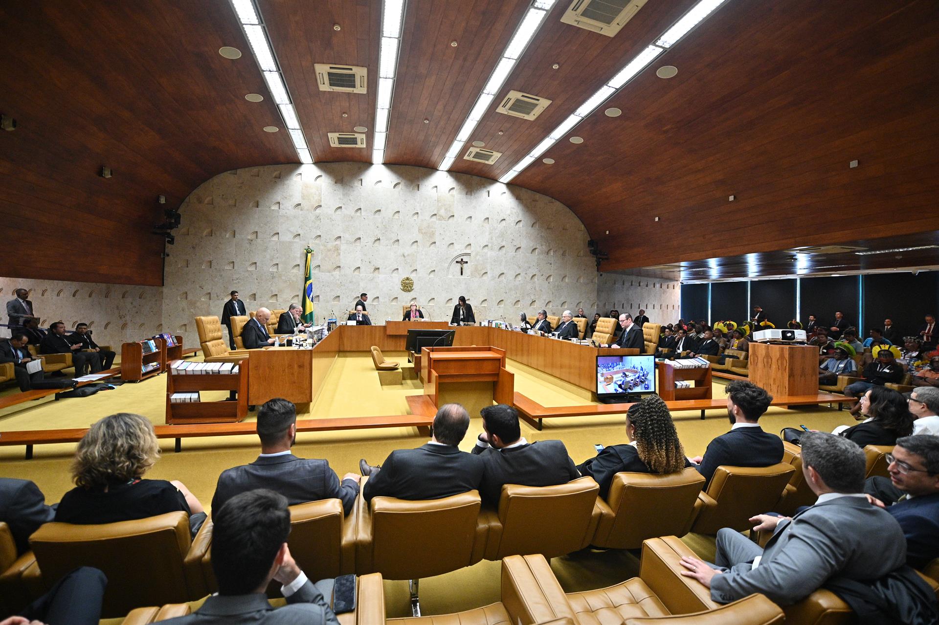 Plenário do Supremo Tribunal Federal durante sessão.