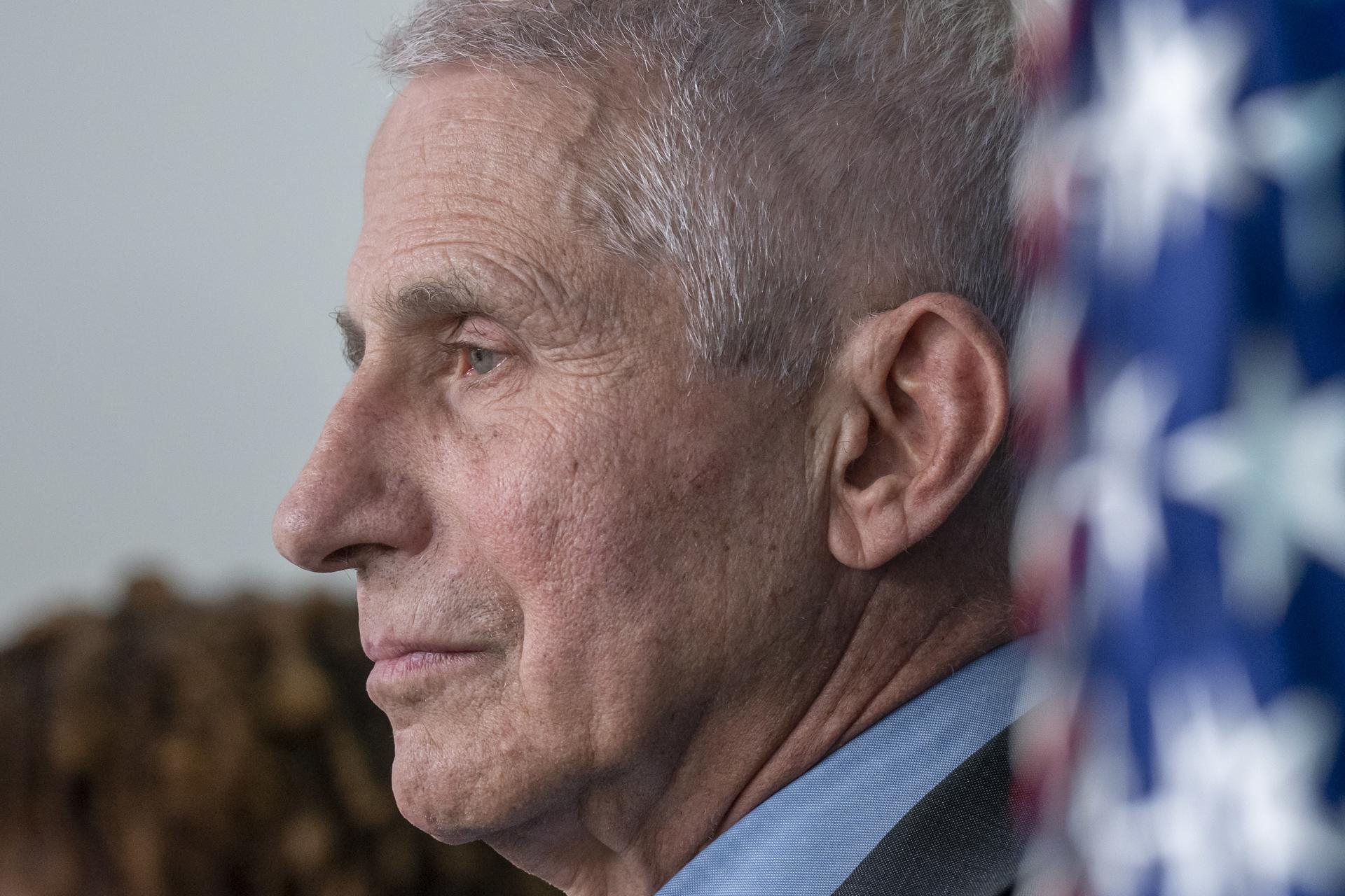 Fauci recusa responder perguntas no Senado americano